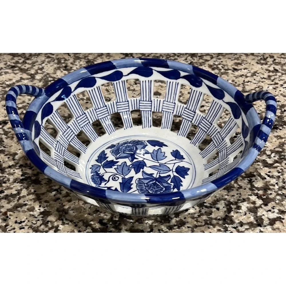 Andrea by Sadek Lattice Woven Look Floral Blue White Handle Basket Fruit Bowl